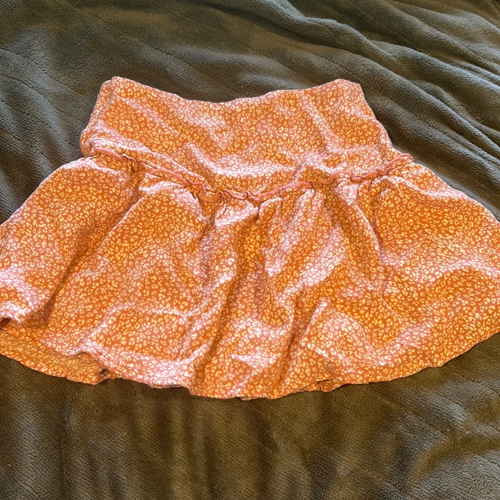 Women’s Scort